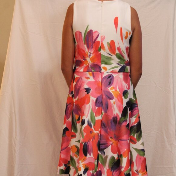 Beautiful "Easter" Sunday Floral Dress - Picture 7 of 10